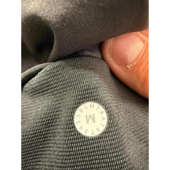Lululemon Skull Pace Breaker Out Of Mind Liner 9" Black Size Medium Stretch - Picture 4 of 6